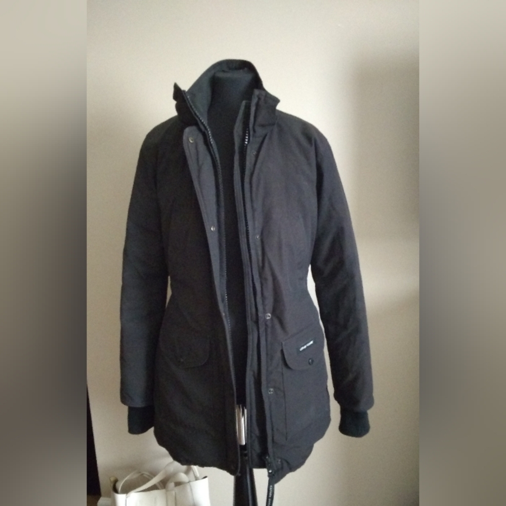 Vintage Canada Goose Coat - Picture 9 of 10